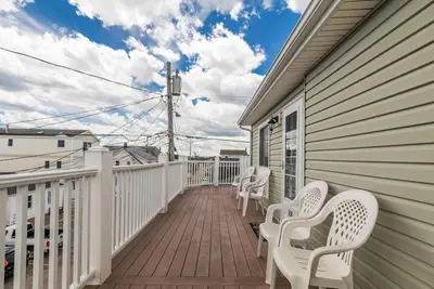 Image de The 3rd floorcondo has spectacular views of the ocean and beach. Watch fireworks from your balcony/d