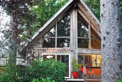 Image de Sunny Cabin in Manzanita on the Oregon Coast, 5 min. walk by trail to the beach