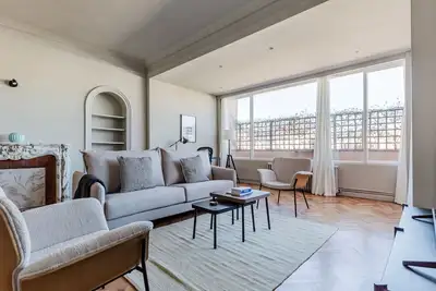 Image de Blueground | La Dreta, balcony & Ac, nr Sagrada