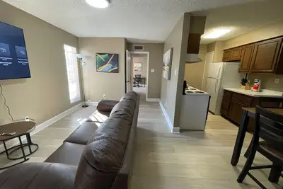 Image de Downtown Beaumont Chic 1br - Near Shops & Dining