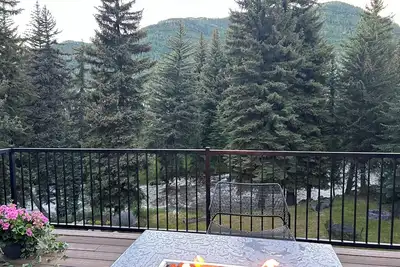 Image de Hot Tub by Gore Creek @ Nouvelle Chalet - Renovated Contemporary Home
