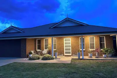 Image de Cc's Country Cottage- Modern, airconditioned, family-friendly space.