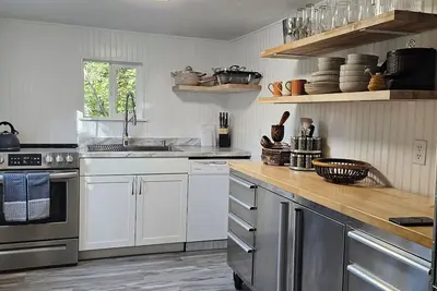 Image de Charming 2-bedroom house in superb University Place with WiFi
