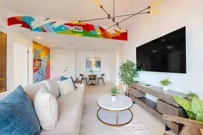 Image de Upscale condo w/bay view, shared pool, gym, private W/D, Ac and WiFi