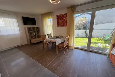Image de Magnifique trois pièces avec grand jardin à Paris Malakoff