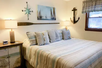 Image de Drop Anchor | Door County Cozy Ranch Home