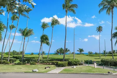 Beachfront Condo | Golf Course Views | Beach Access