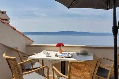 Image de Grand view apartment 1 bedroom\/bathroom, sea view, balcony, city center
