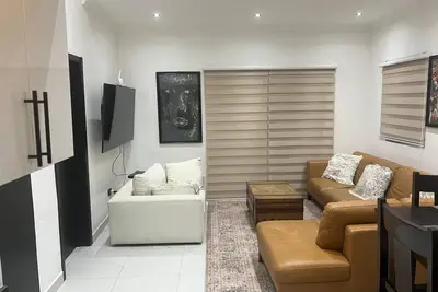 Image de Cozy 2-bedroom apartment in welcoming Accra with WiFi, Ac, fitness room
