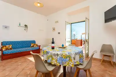 Image de Appartement 'Camia Etna House - Familiare' avec vue sur mer, Wi-Fi et climatisation