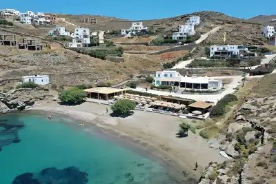 Villa 'Tinos Traditional Sea Side' avec vue sur la mer, Wi-Fi et climatisation