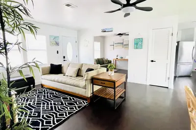 Image de Relaxing 3bd/2ba Gateway. Near Siesta Beach! !