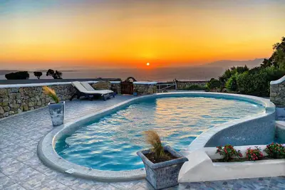 Image de Superb Mykonos 1-bedroom apartment with pool, patio, WiFi and Ac