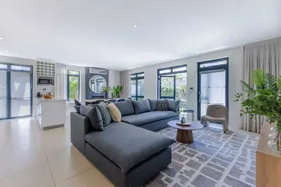 Image de Three Bedroom Family Haven | Sea Point