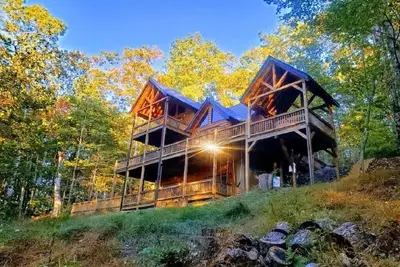 Image de Three Little Bears Lodge — 10 mi to Dt Blue Ridge