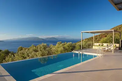 Efxenia Villas-Villa Luna