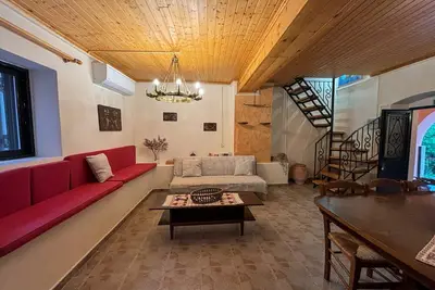 Image de Kansoneta-Traditional Mansion in Gastouri Village