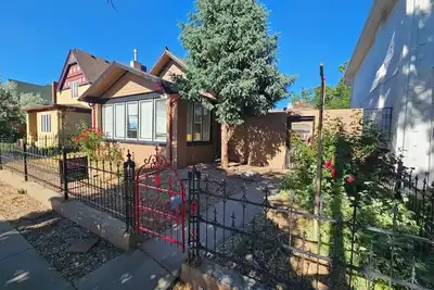 Image de 55% off for 29 day booking 3-bedroom house in wonderful Denver 1st & Lincoln \n