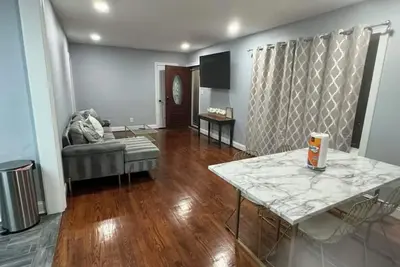 Image de Spacious 4-bedroom house in Greensboro!