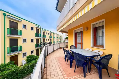 Image de Appartement de vacances avec terrasse et climatisation