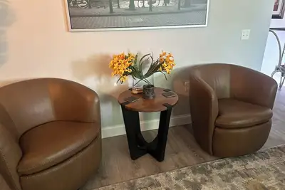 Image de Citys Edge of Madison- Sleeps 10 & Only 6 Miles to downtown