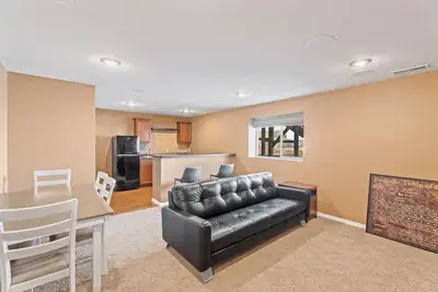 Image de 3-bedroom 2 1/2 bath 2 living room townhome in amazing north Bismarck