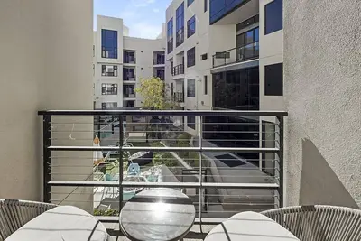 Image de Landing at Ten01 On The Lake - 2 Bedrooms in Tempe