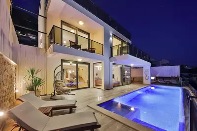 Image de 3-bedroom villa with panoramic view of Kalkan