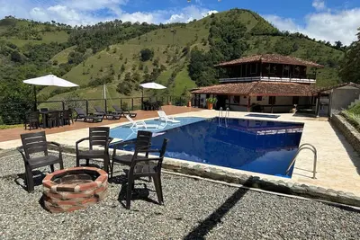 Image de Villa Catalina Farm With Swimming Pool And Jacuzzi Near La Pintada