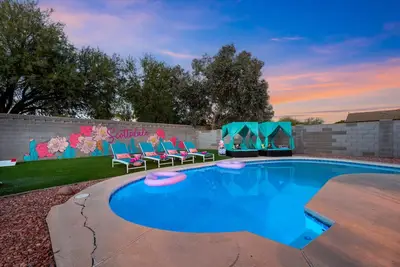Image de Ultimate Scottsdale Getaway: 5br, Pool, Game Room