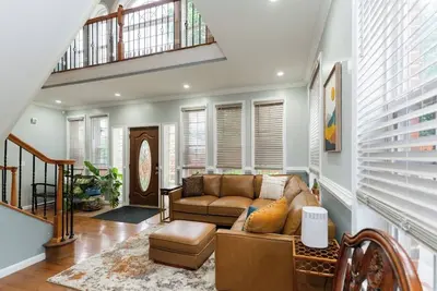 Image de Md/Dc/Va  Hideaway - Spacious 4-bedroom/3-Bath oasis in  Fort Washington