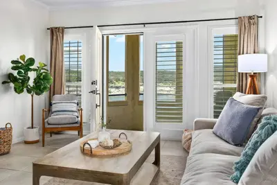 Image de Lakeview Villa | 2 Bed, 2 Bath