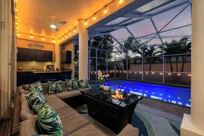 Image de Spacious 4bd Tropical Villa with Heated Pool. . . Minutes from the Beach!