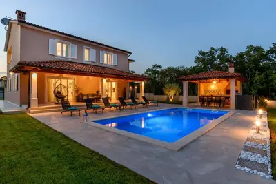 Image de Villa Vega (Istria - KriĹľanci)