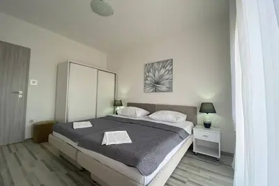 Image de Appartement de deux chambres avec le balcon et la vue sur le mer Povile, Novi Vinodolski (A-14491-a)