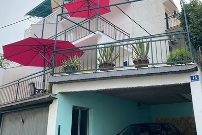 Image de Appartement de deux chambres avec la terrasse et la vue sur le mer Marina, Trogir (A-23667-a)