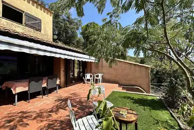 Image de Mazet climatisé pour 7 personnes sur le Domaine de Valcros à la Londe Les-Maures