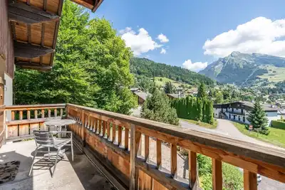 Image de Appartement rénové, vue imprenable, 70m des pistes