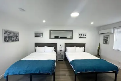 Image de 600 apt 11 · Tranquil Studio W/ Parking 10 min to Beach/Fll