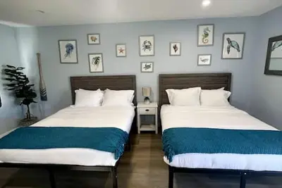 Image de 600 apt 8  · Beachy Style Studio W/ Parking 10 min to Fll.