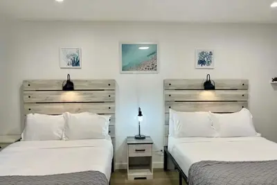 Image de Studio with pool in Hollywood Fl