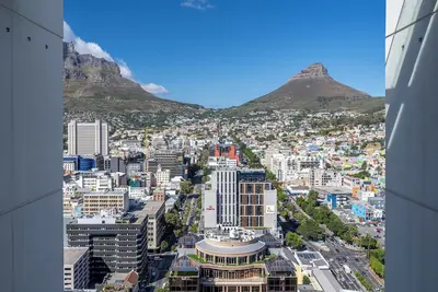 Image de Exclusive Penthouse l Mountain & Ocean Views\n\n