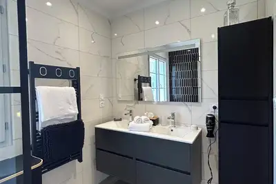 Image de Maison Neuve avec piscine