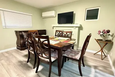 Image de Charming 2-bedroom house with WiFi, Ac in delightful Monterey Park