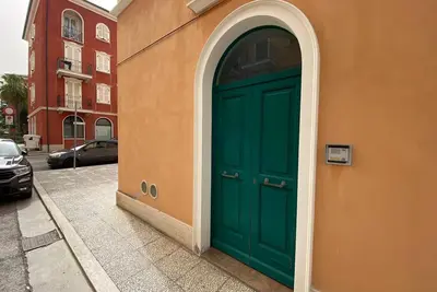 Image de Ref 19 Summer Rental – Ground floor one bedroom apartment in town centre