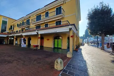 Ref 55 - One bedroom apartment on the main street