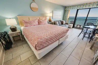 Image de Beach Dream at Sandcastle South, Oceanfront, Pools