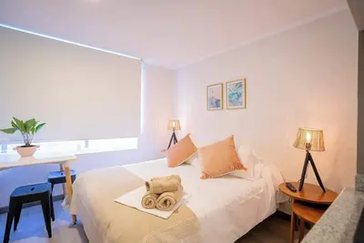 Image de Downtown Vibes Studio Apt w Gym & Grill