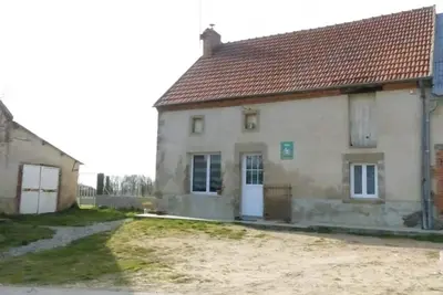 Image de Maison familiale avec jardin clos, proche station thermale