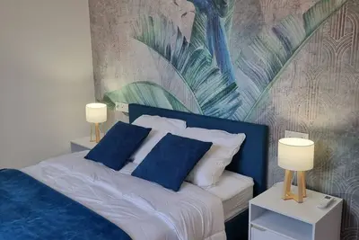 Image de Maison design en bord de lac - plage à pied